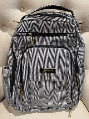 Ju-Ju-Be  Black & White Chevron Backpack Diaper Bag with Gold Hardware